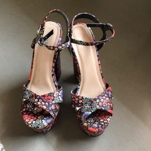 Platform flowered heels